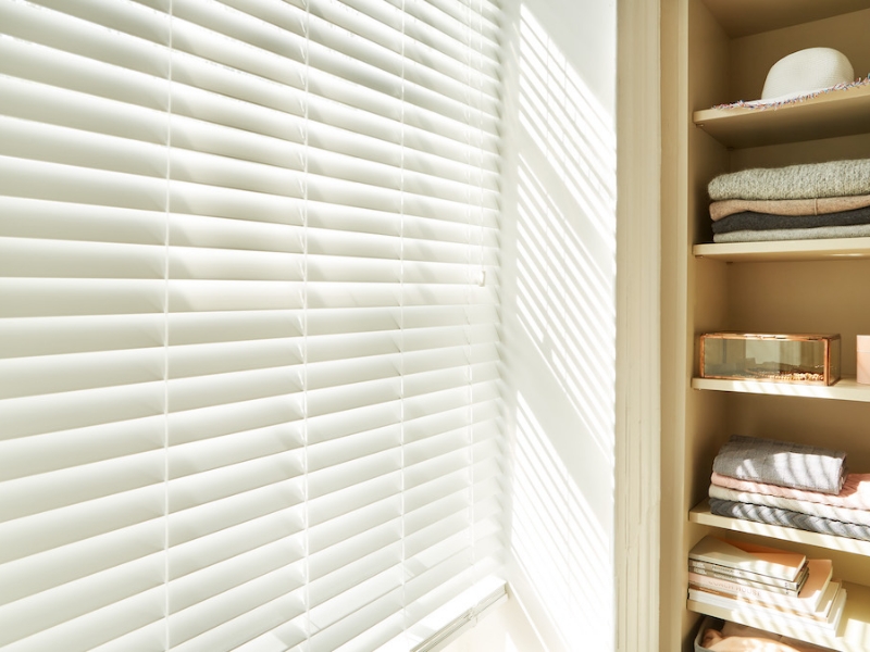 venetian-blinds