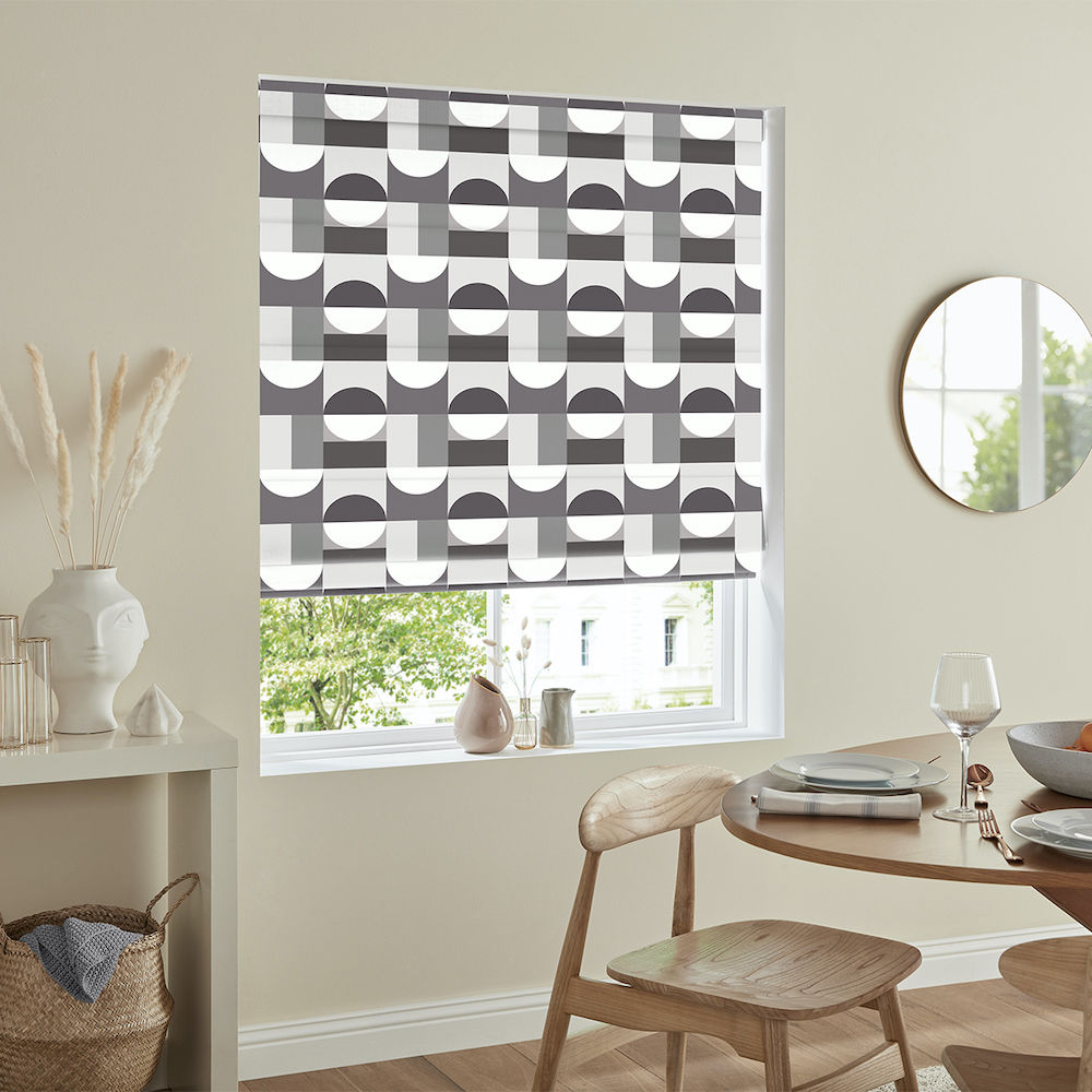 Roman blinds for windows